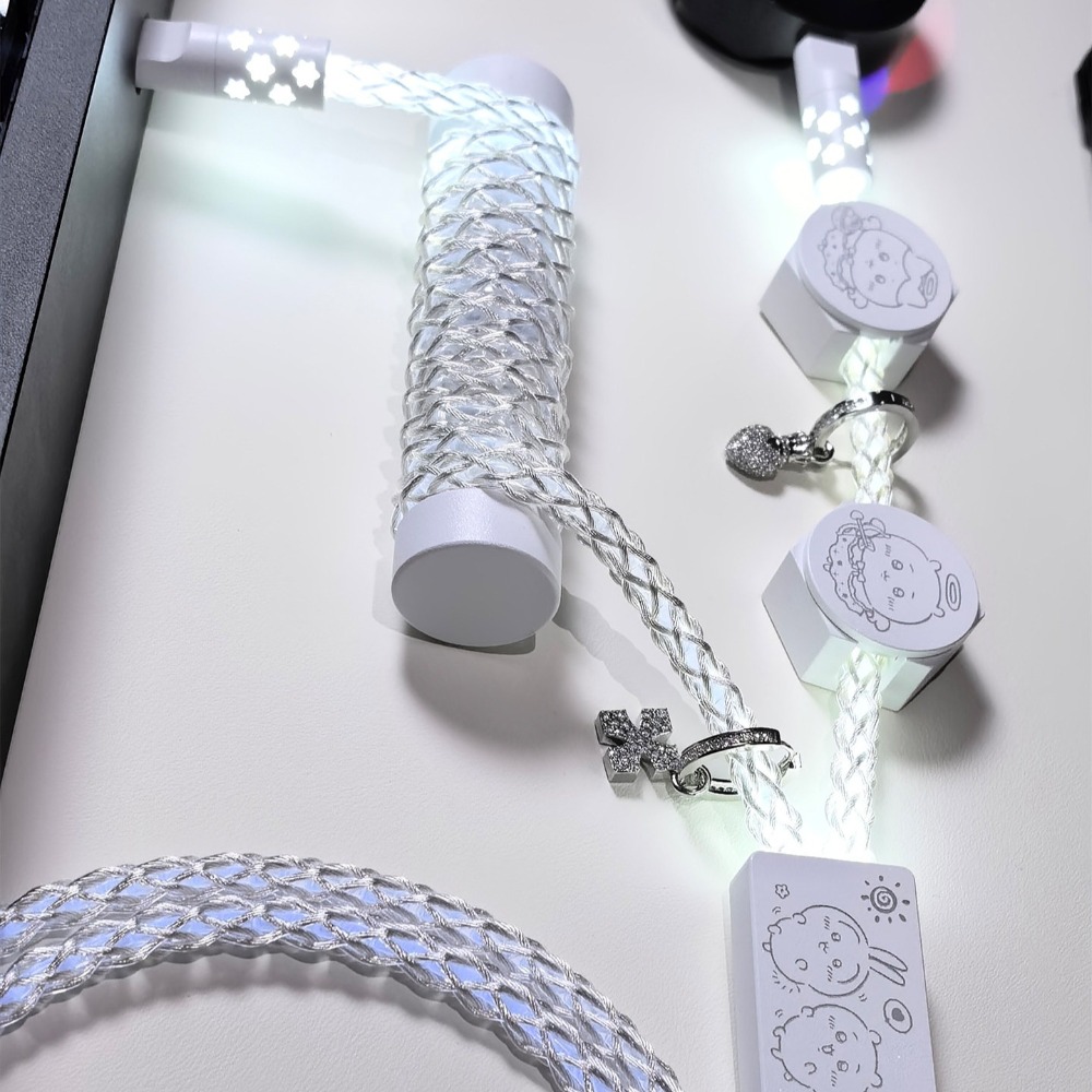 Gaming Accessories White - UNKNOWN ERROR D40 Kühlweißes Licht Magnetisches