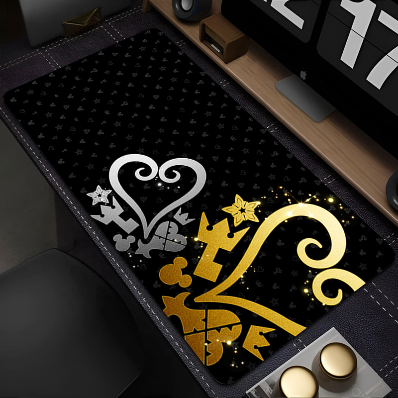 Gaming Accessories White - Schwarz Und Weiß Anime Desktop Matte